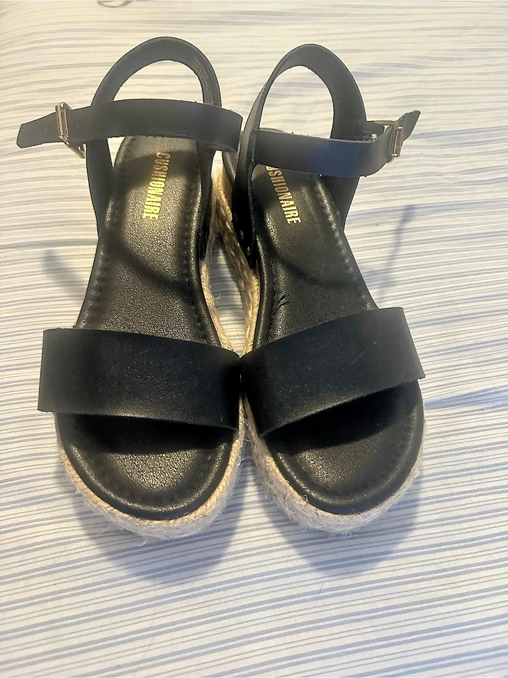Platform Sandals in Black US 6.5M Like New